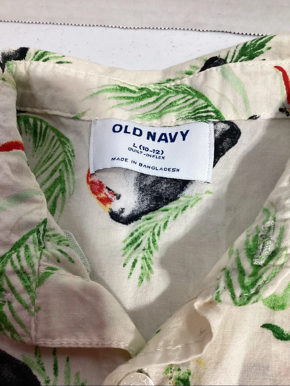 Old Navy Cream Toucan Print Short-Sleeve Button-Down Shirt